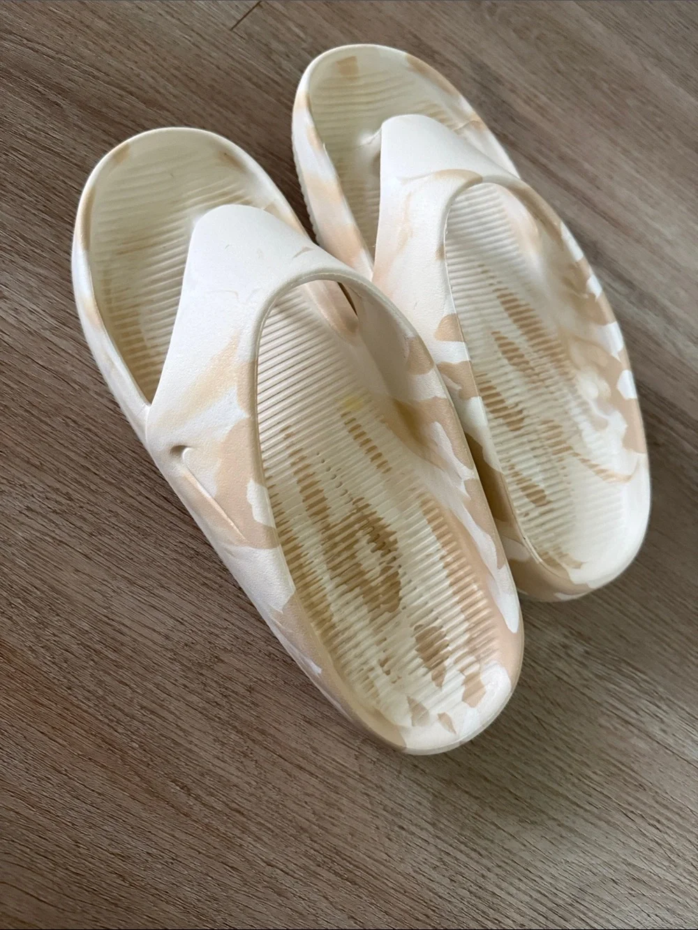 Nike Women's Cream Marble Slide Sandals